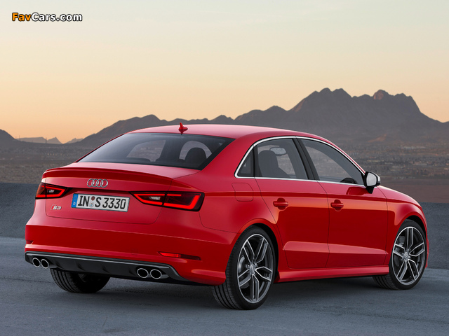 Audi S3 Sedan (8V) 2013 wallpapers (640 x 480)