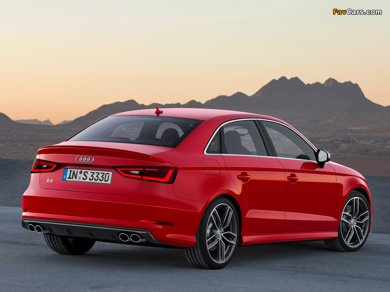 Audi S3 Sedan (8V) 2013 wallpapers (800 x 600)