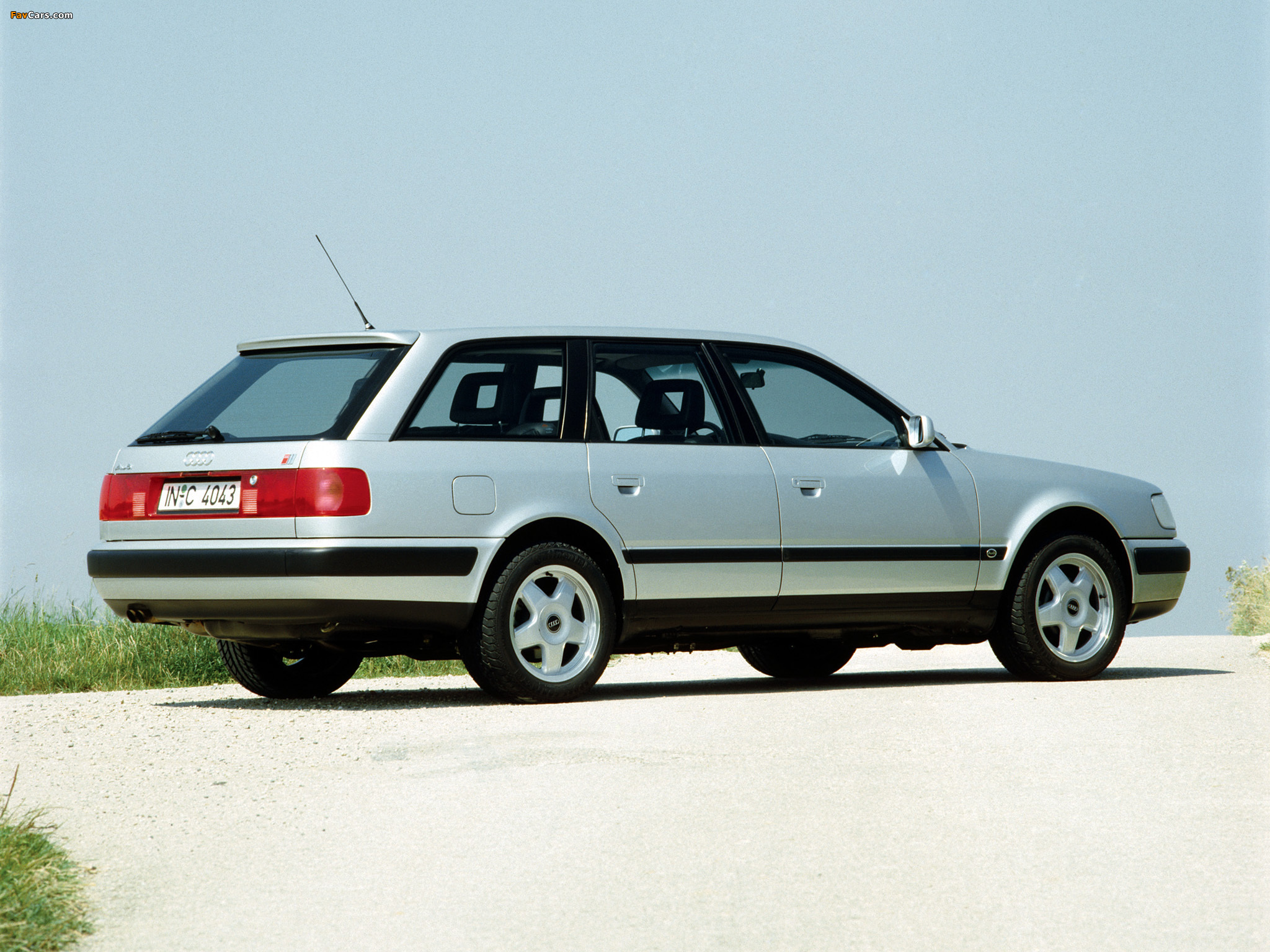 Audi S4 Avant (4A,C4) 1991–94 images (2048 x 1536)