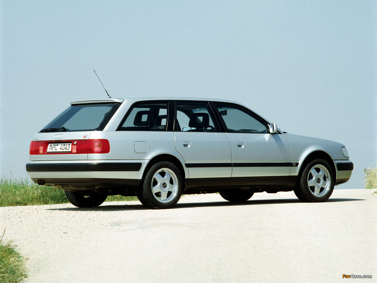 Audi S4 Avant (4A,C4) 1991–94 images (1280 x 960)