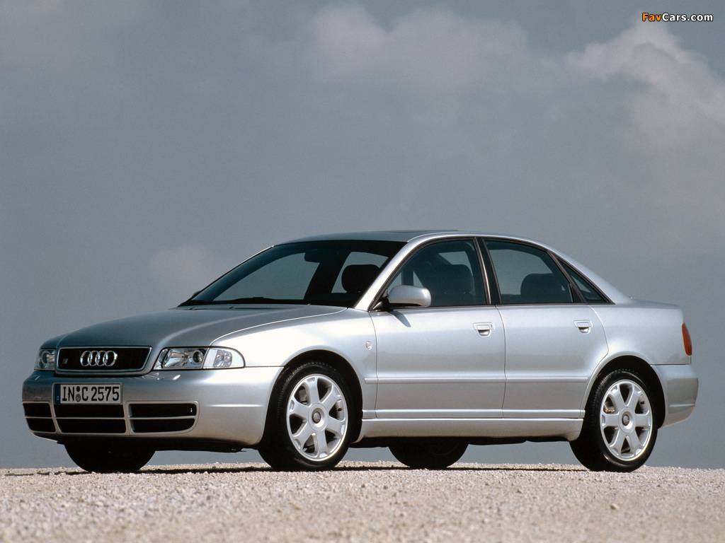 Audi S4 Sedan (B5,8D) 1997–2002 images (1024 x 768)