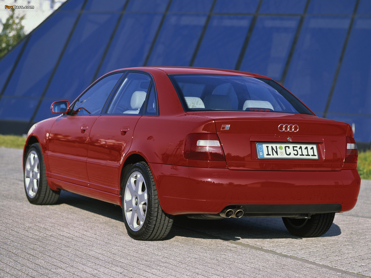 Audi S4 Sedan (B5,8D) 1997–2002 photos (1280 x 960)