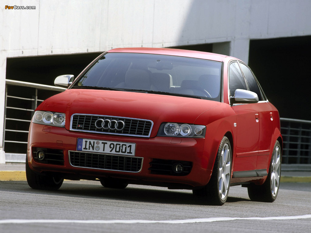 Audi S4 Sedan (B6,8E) 2003–05 images (1024 x 768)