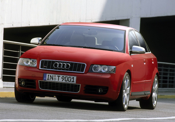 Audi S4 Sedan (B6,8E) 2003–05 images