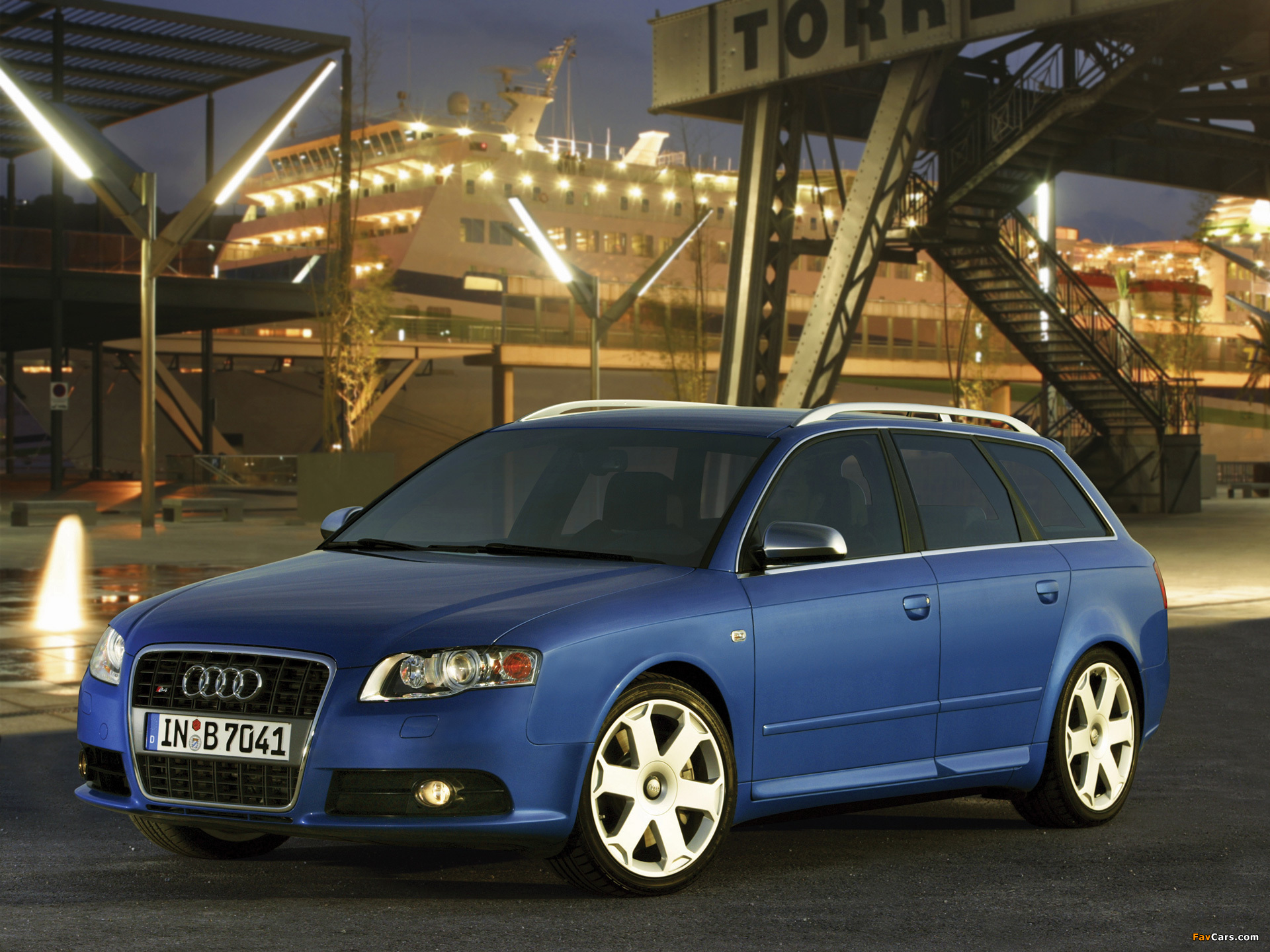 Audi S4 Avant (B7,8E) 2005–08 images (1920 x 1440)