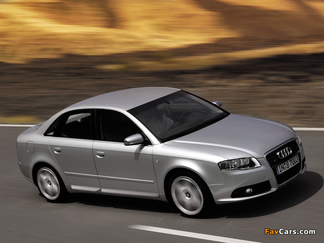 Audi S4 Sedan (B7,8E) 2005–07 pictures (640 x 480)