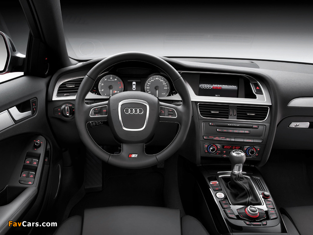 Audi S4 Sedan (B8,8K) 2009–11 images (640 x 480)