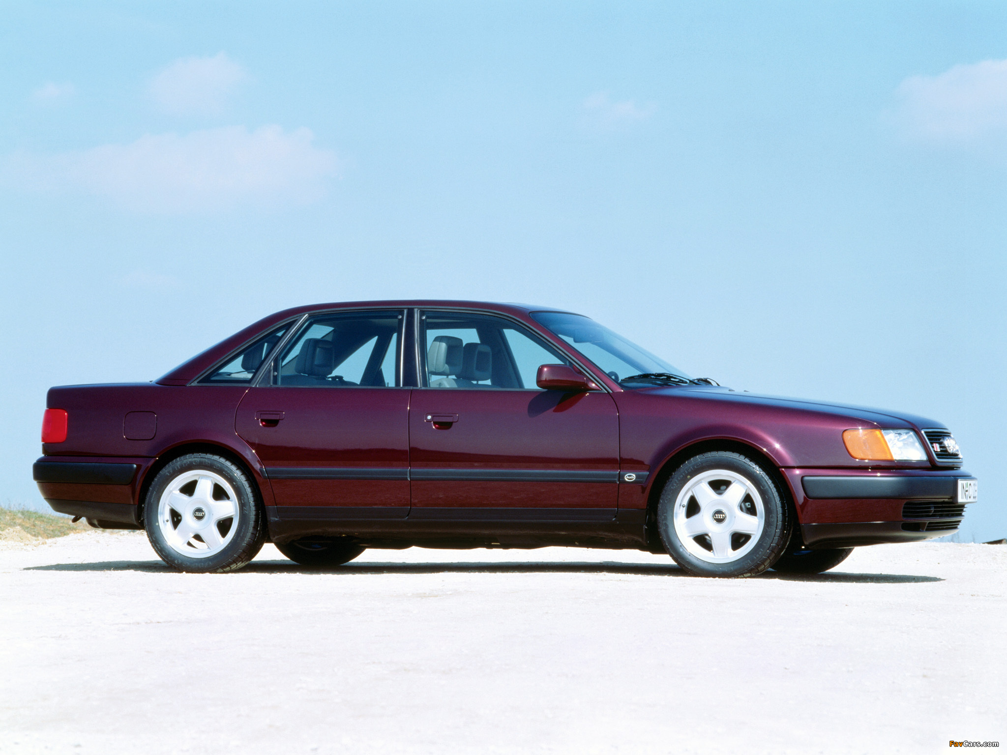 Photos of Audi S4 Sedan (4A,C4) 1991–94 (2048 x 1536)
