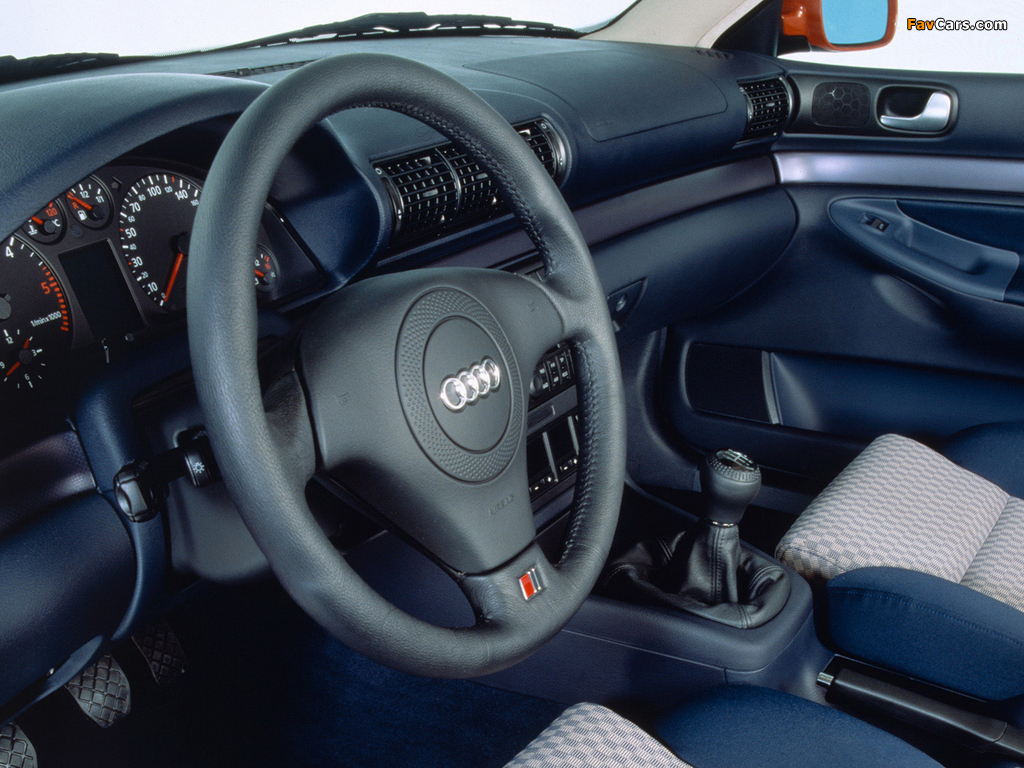 Photos of Audi S4 Sedan (B5,8D) 1997–2002 (1024 x 768)