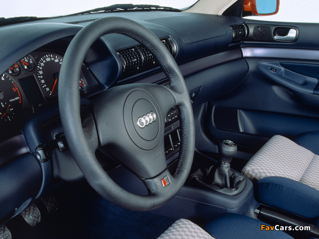 Photos of Audi S4 Sedan (B5,8D) 1997–2002 (640 x 480)