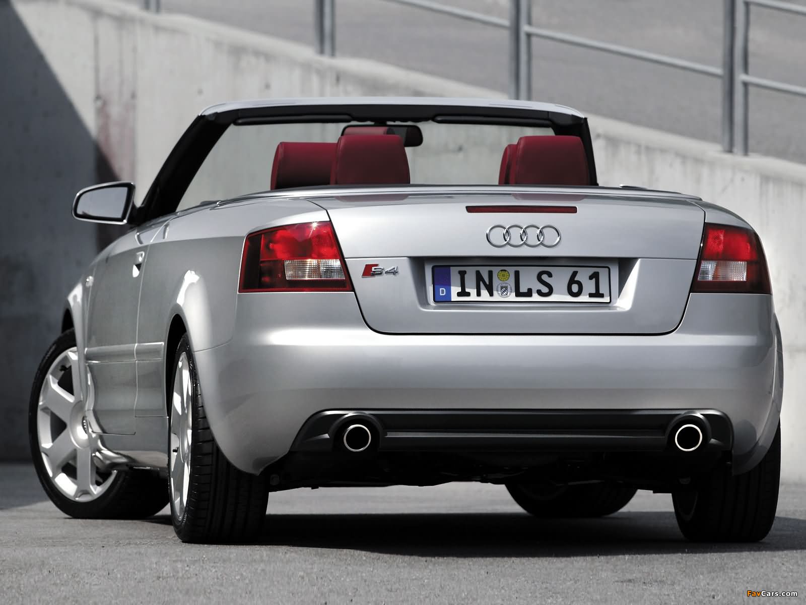 Audi S4 Cabrio (B6,8H) 2002–05 wallpapers (1600 x 1200)
