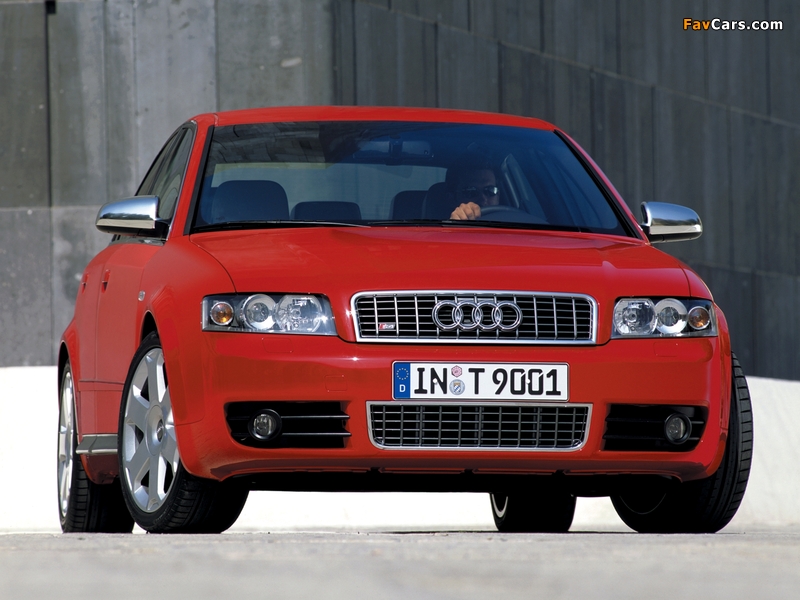 Audi S4 Sedan (B6,8E) 2003–05 wallpapers (800 x 600)