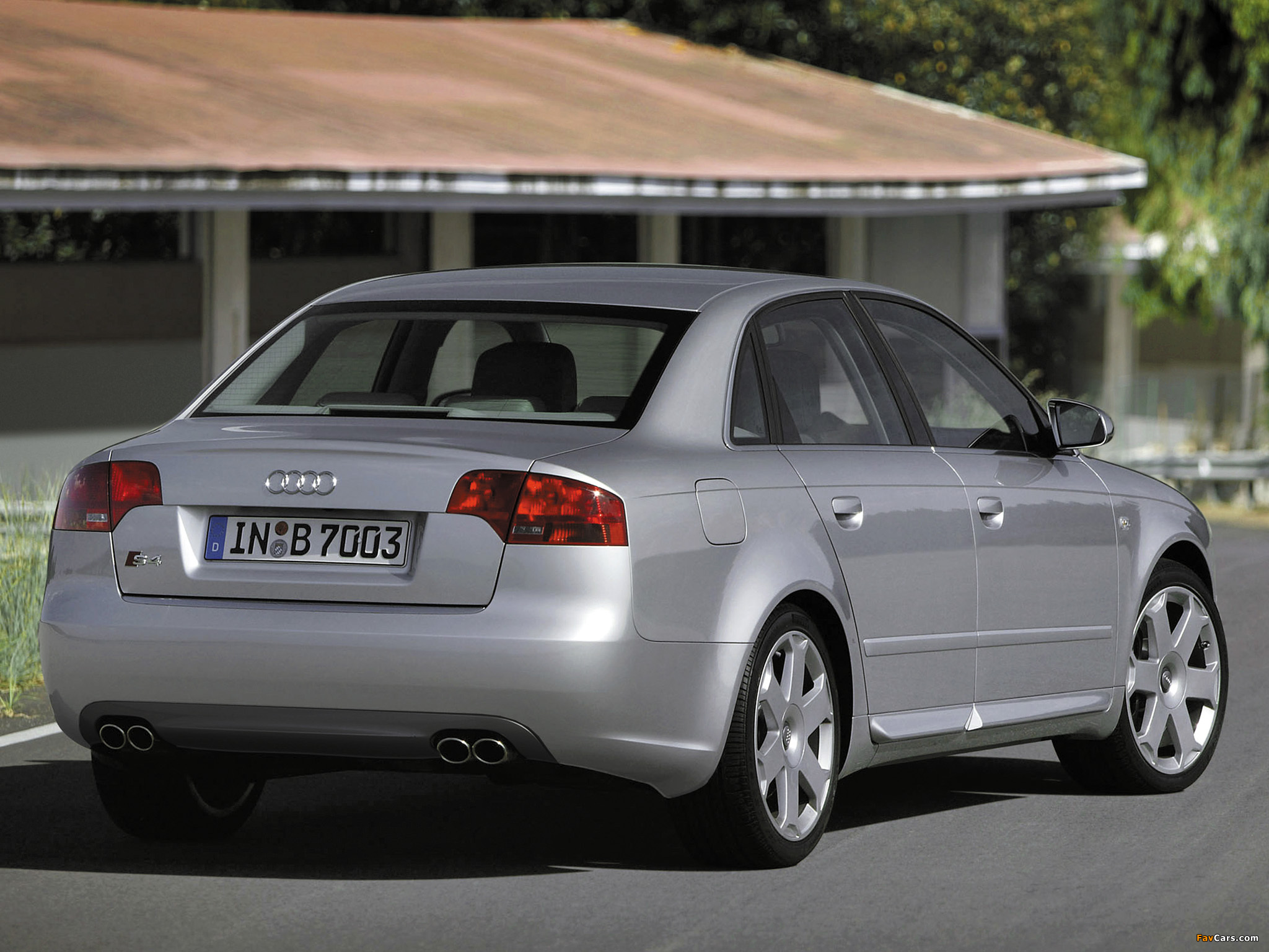 Audi S4 Sedan (B7,8E) 2005–07 wallpapers (2048 x 1536)