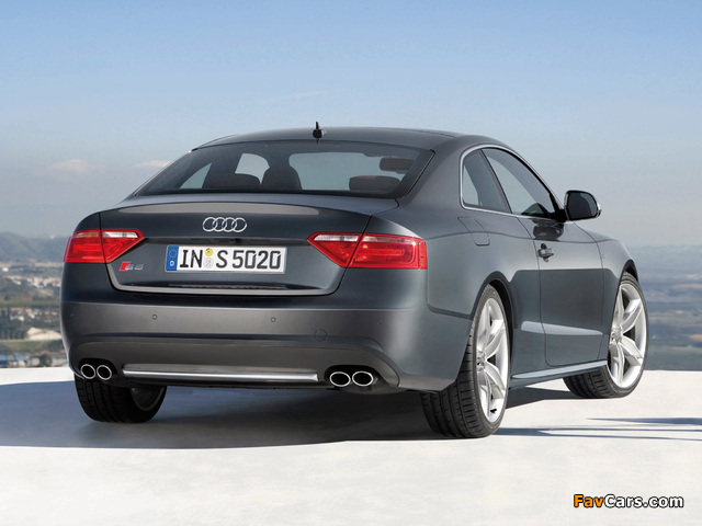 Audi S5 Coupe 2008–11 images (640 x 480)