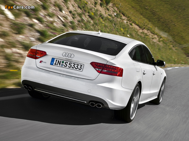 Audi S5 Sportback 2010–11 wallpapers (640 x 480)