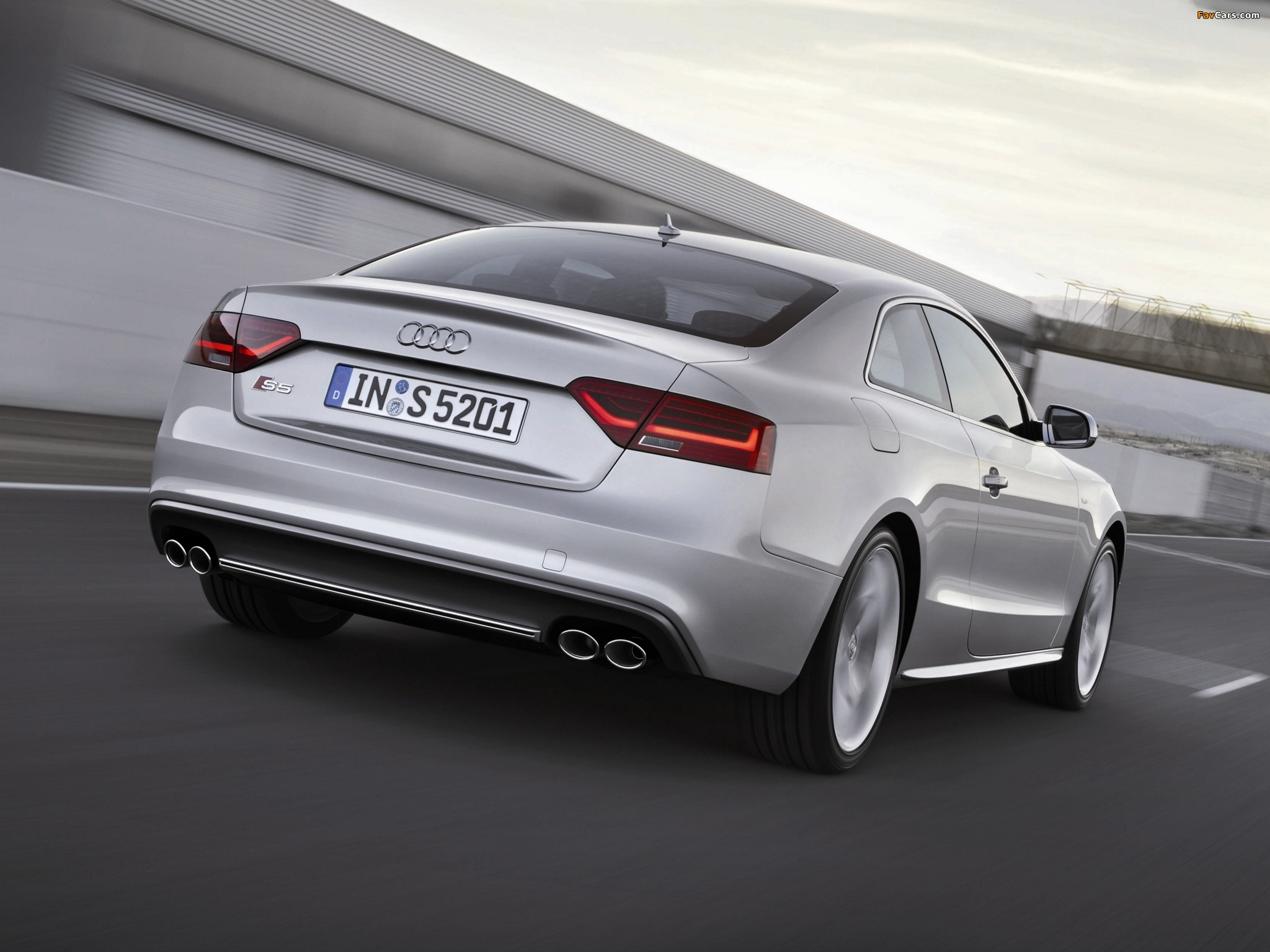 Audi S5 Coupe 2011 images (2048 x 1536)