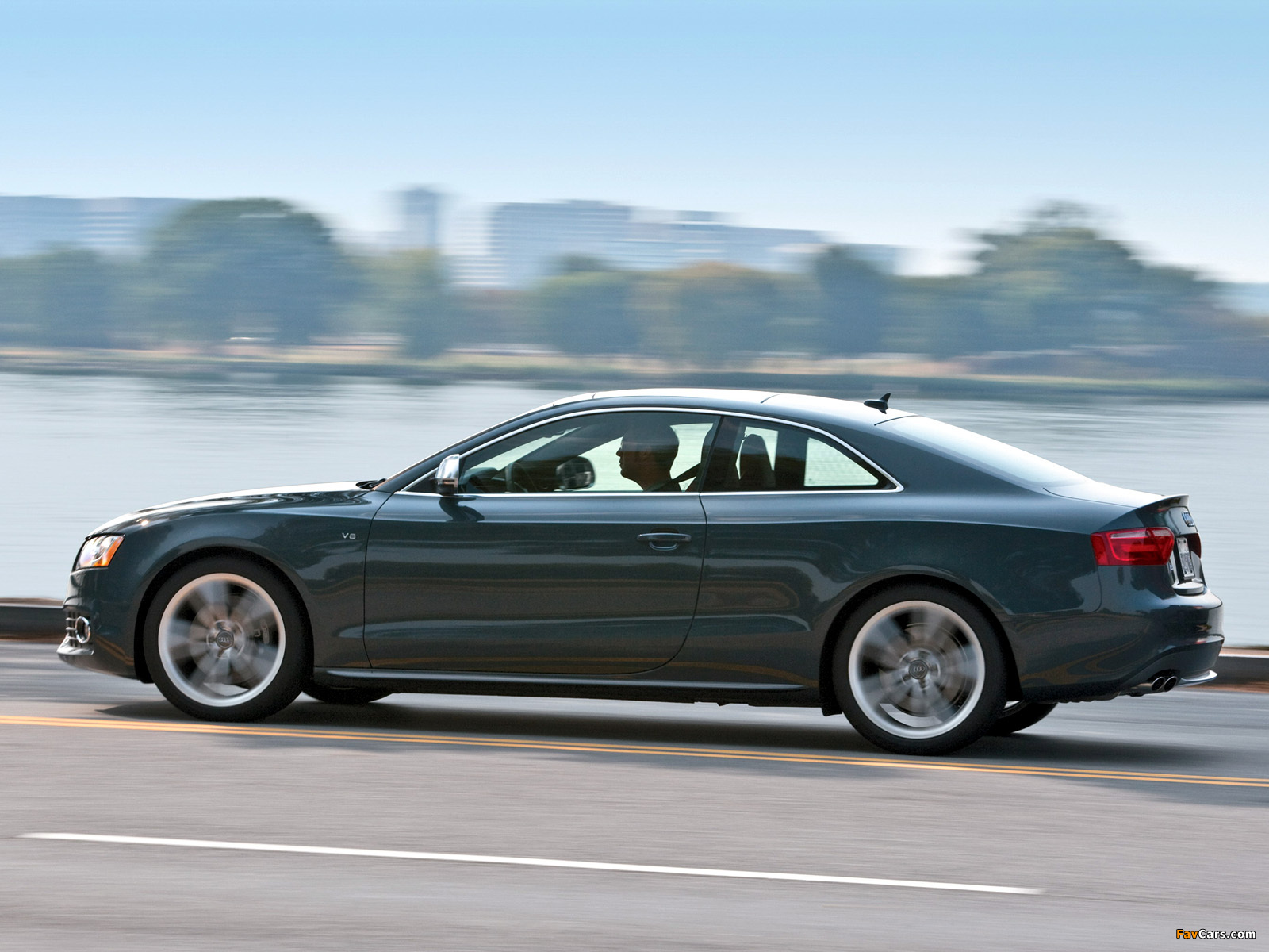 Images of Audi S5 Coupe US-spec 2008–11 (1600 x 1200)