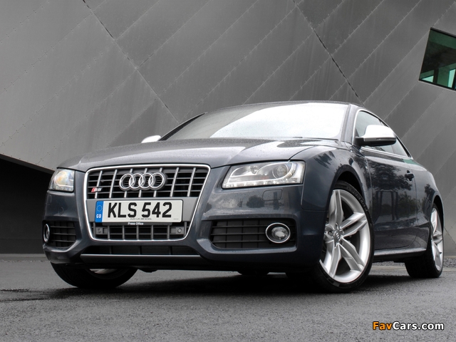Images of Audi S5 Coupe UK-spec 2008–11 (640 x 480)