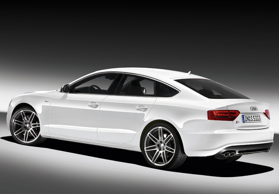 Images of Audi S5 Sportback 2010–11