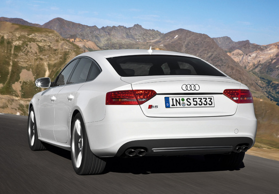 Pictures of Audi S5 Sportback 2010–11