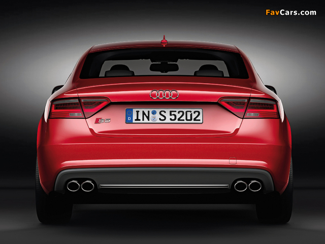 Audi S5 Sportback 2011 wallpapers (640 x 480)