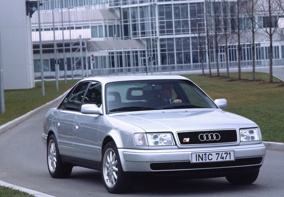 Audi S6 Sedan (4A,C4) 1994–97 photos