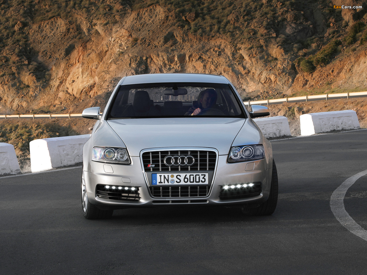 Audi S6 Sedan (4F,C6) 2006–08 photos (1280 x 960)