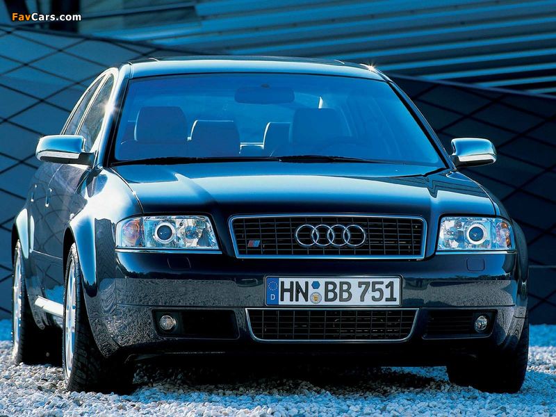 Images of Audi S6 Sedan (4B,C5) 1999–2004 (800 x 600)