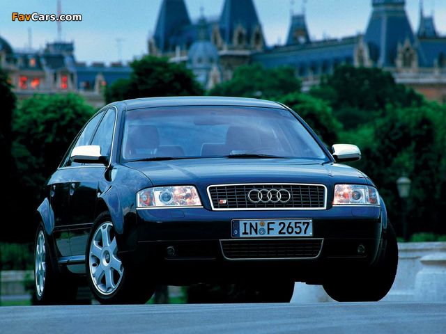 Photos of Audi S6 Sedan (4B,C5) 1999–2004 (640 x 480)