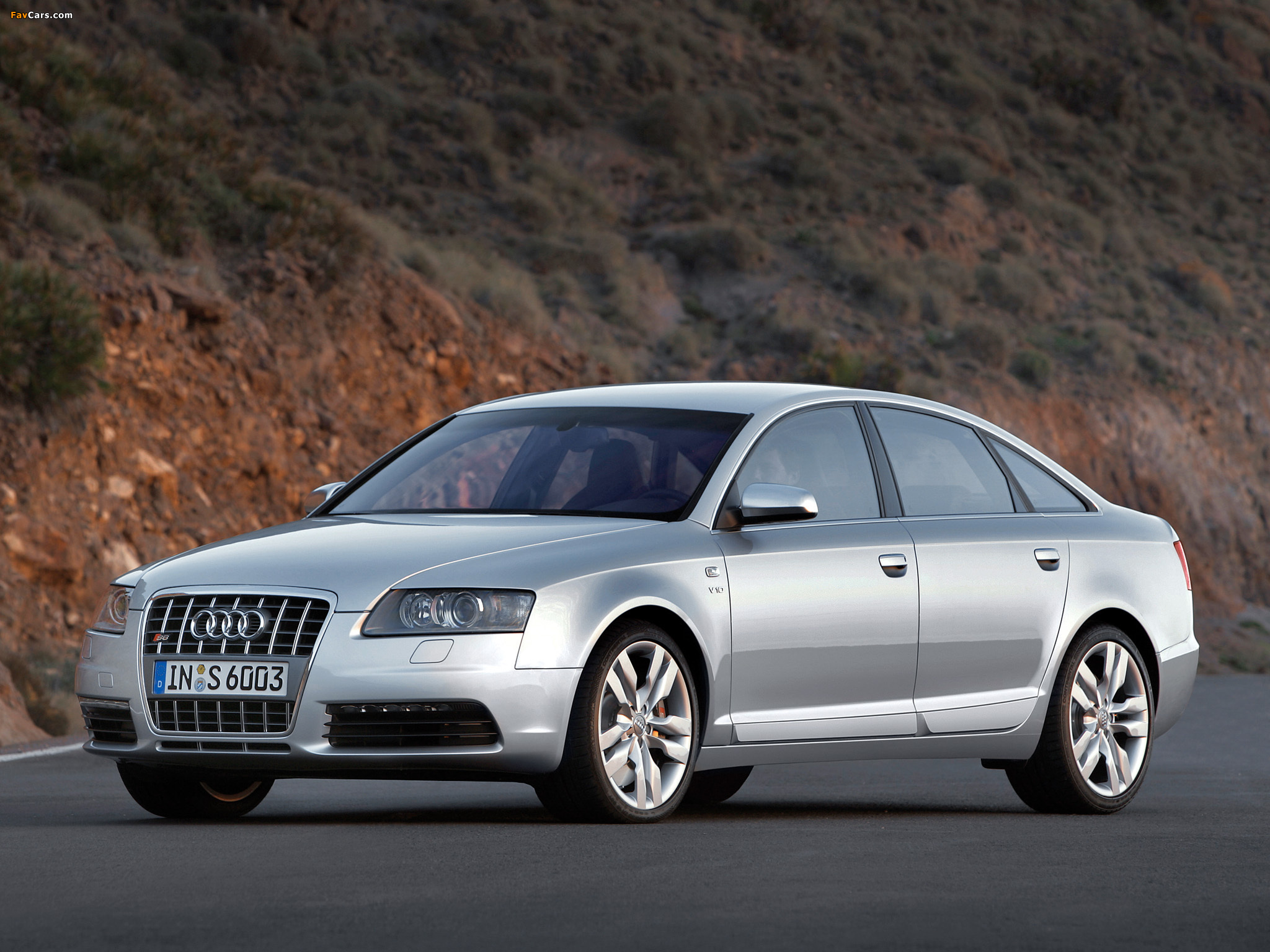 Photos of Audi S6 Sedan (4F,C6) 2006–08 (2048 x 1536)