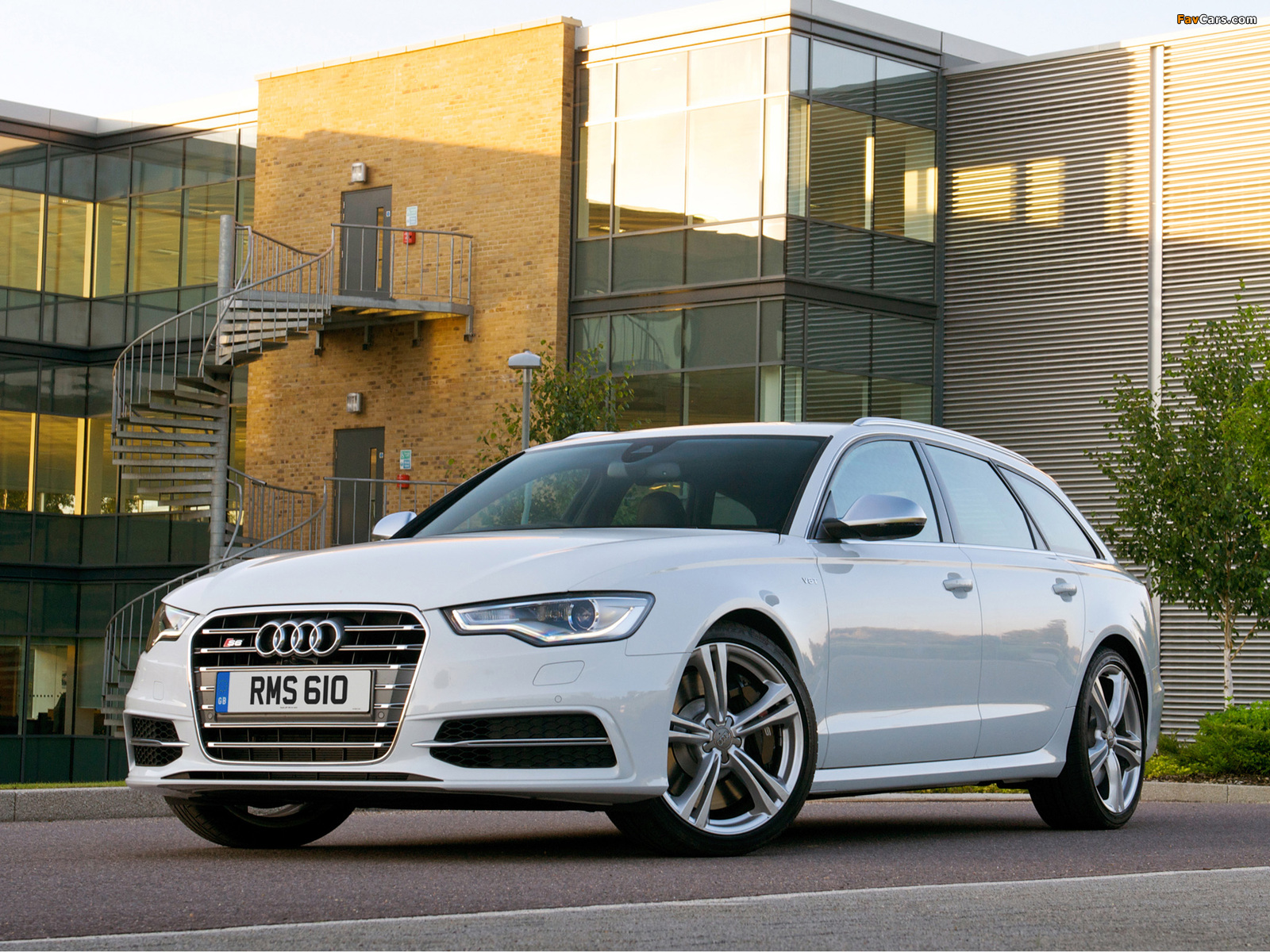 Audi S6 Avant UK-spec (4G,C7) 2012 wallpapers (1600 x 1200)