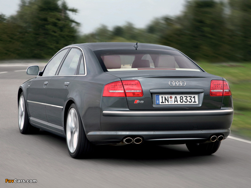 Audi S8 (D3) 2008–11 images (800 x 600)