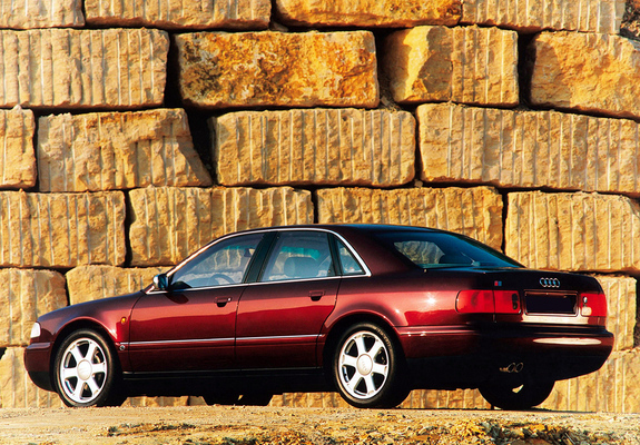 Photos of Audi S8 (D2) 1996–99