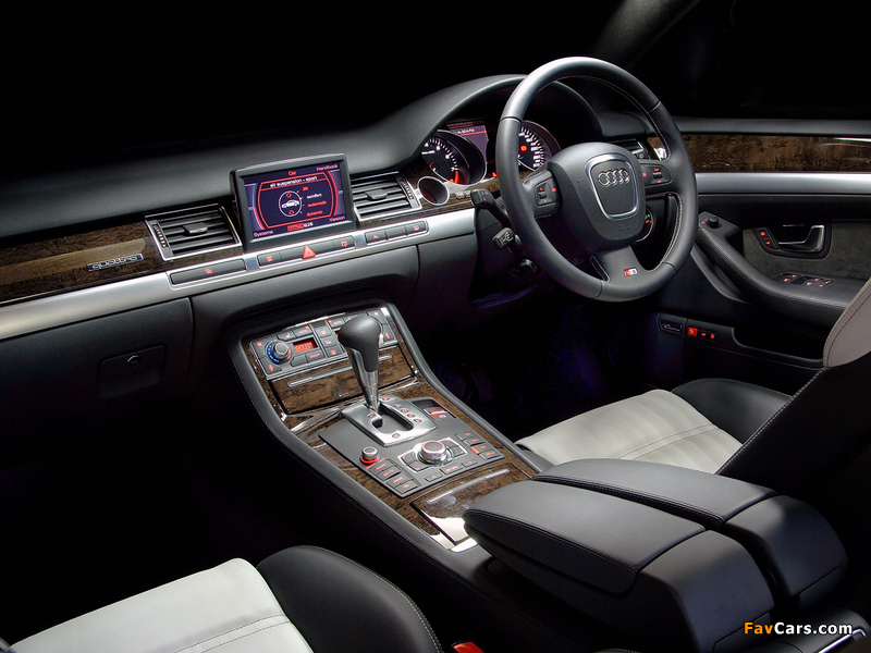 Photos of Audi S8 ZA-spec (D3) 2005–08 (800 x 600)