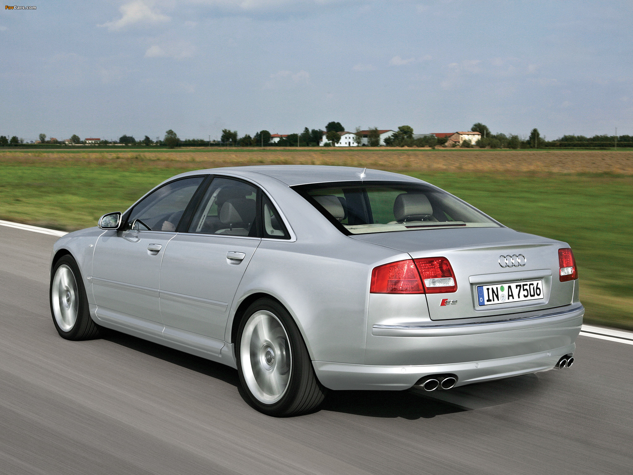 Photos of Audi S8 (D3) 2005–08 (2048 x 1536)