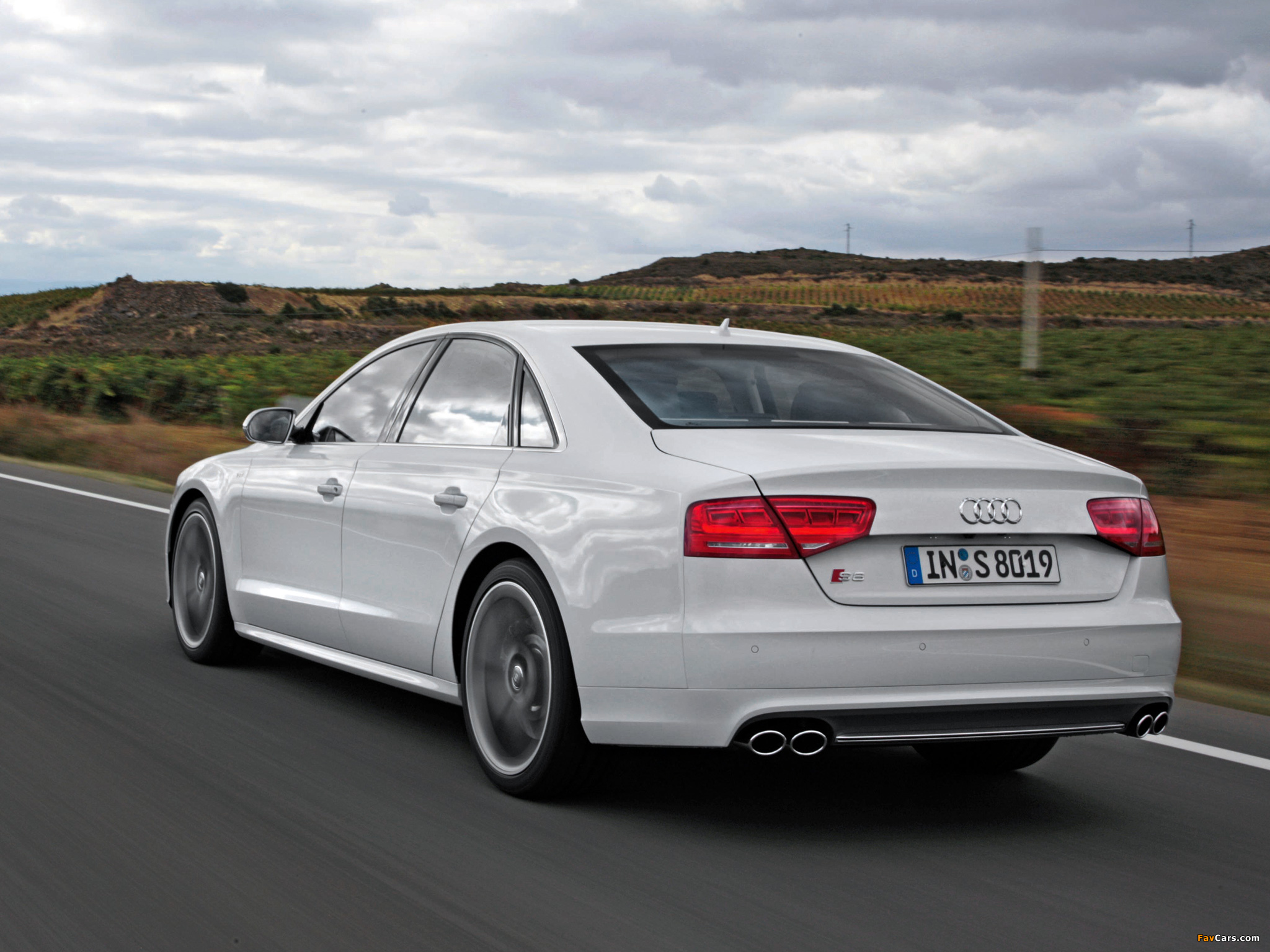 Photos of Audi S8 (D4) 2012 (2048 x 1536)