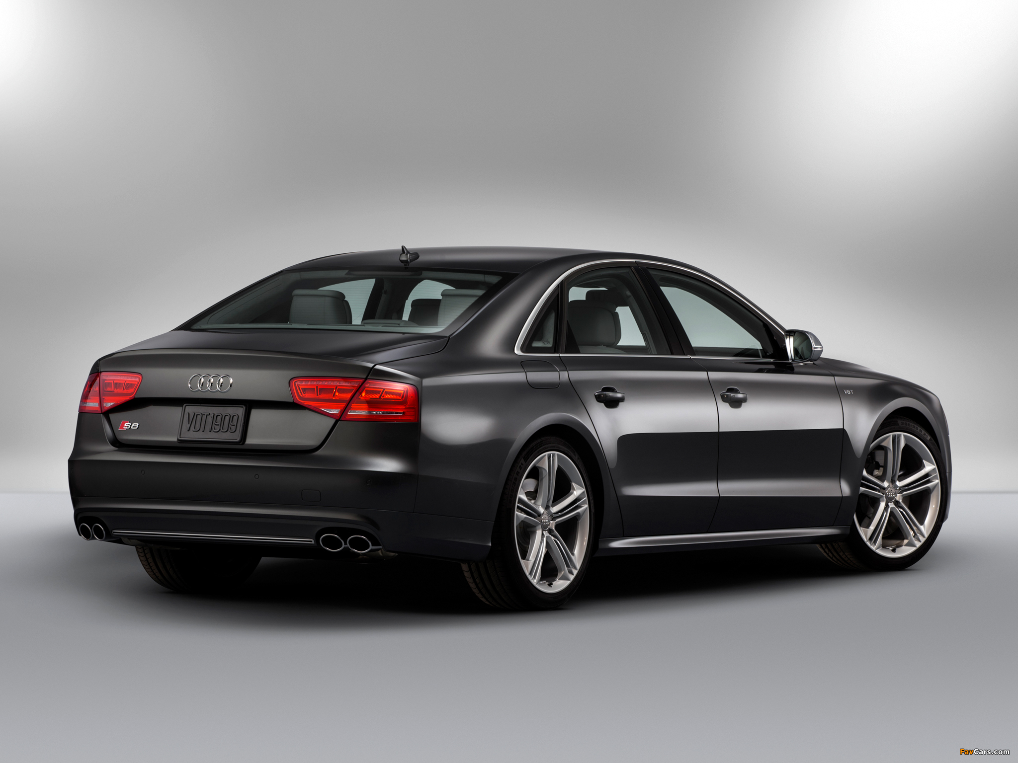 Audi S8 US-spec (D4) 2012 wallpapers (2048 x 1536)