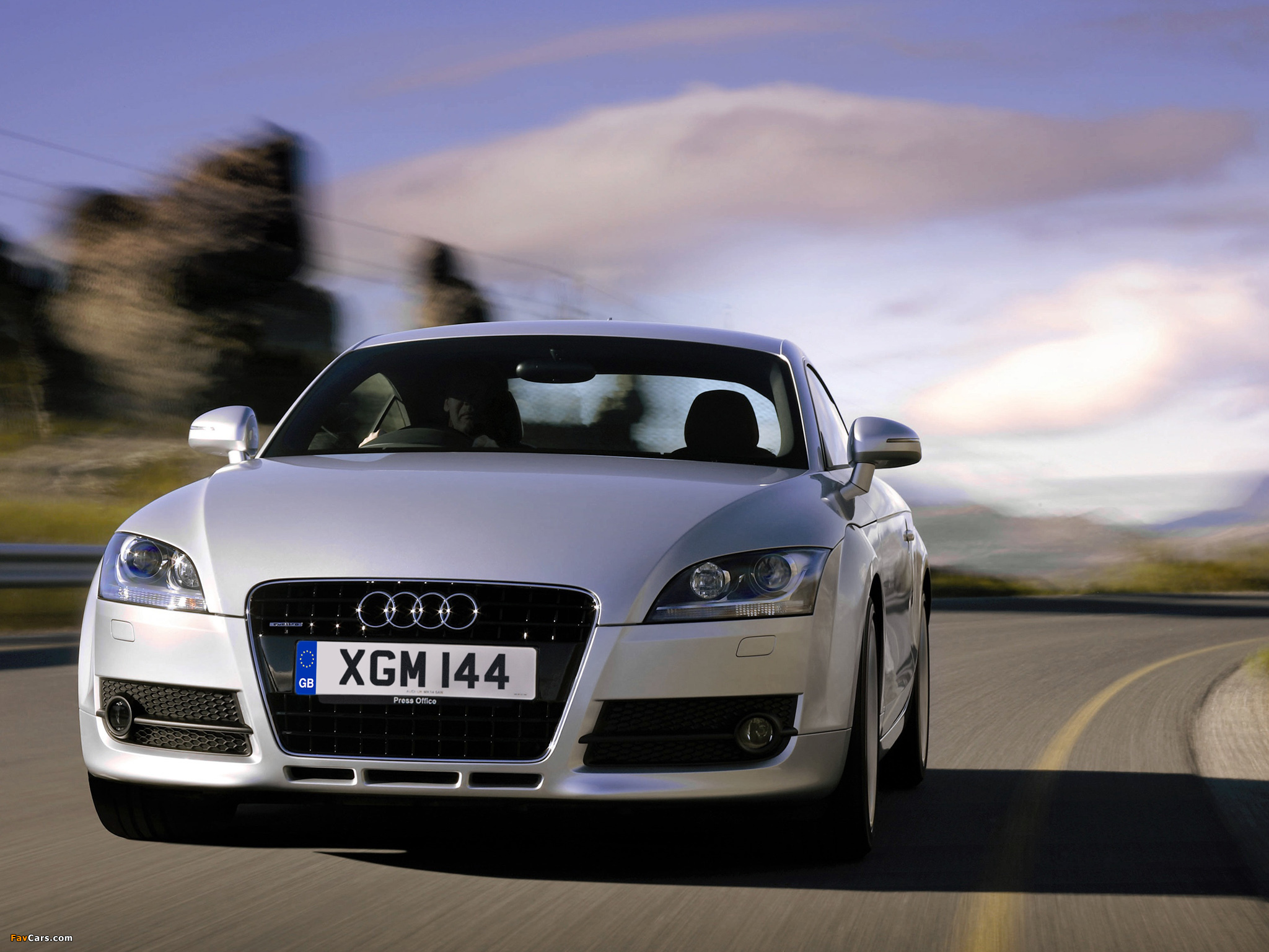 Audi TT Coupe UK-spec (8J) 2006–10 images (2048 x 1536)