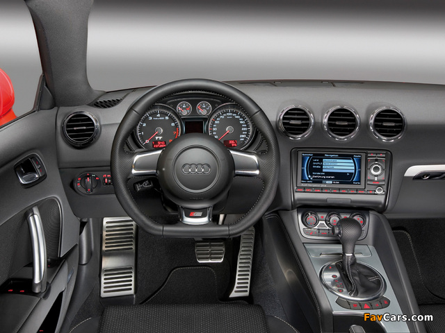 Audi TT S-Line Coupe (8J) 2007–10 images (640 x 480)