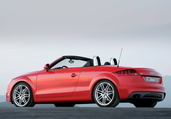 Audi TT S-Line Roadster (8J) 2007–10 images