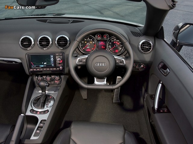 Audi TT Roadster UK-spec (8J) 2007–10 images (640 x 480)