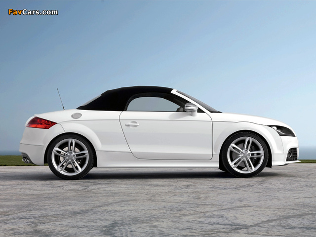 Audi TTS Roadster (8J) 2008–10 images (640 x 480)