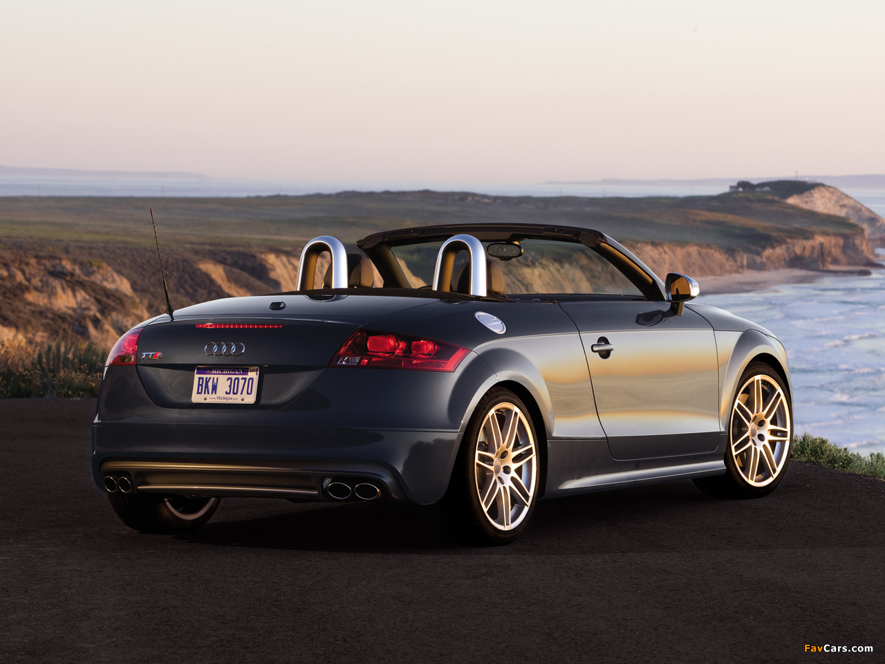 Audi TTS Roadster US-spec (8J) 2008–10 images (1280 x 960)