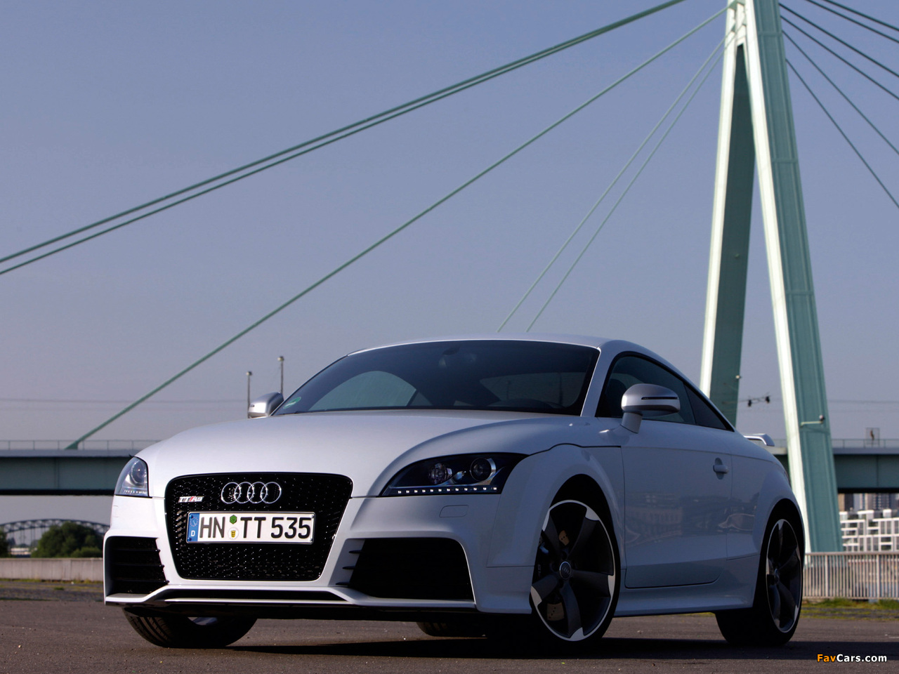 Audi TT RS Coupe (8J) 2009 photos (1280 x 960)