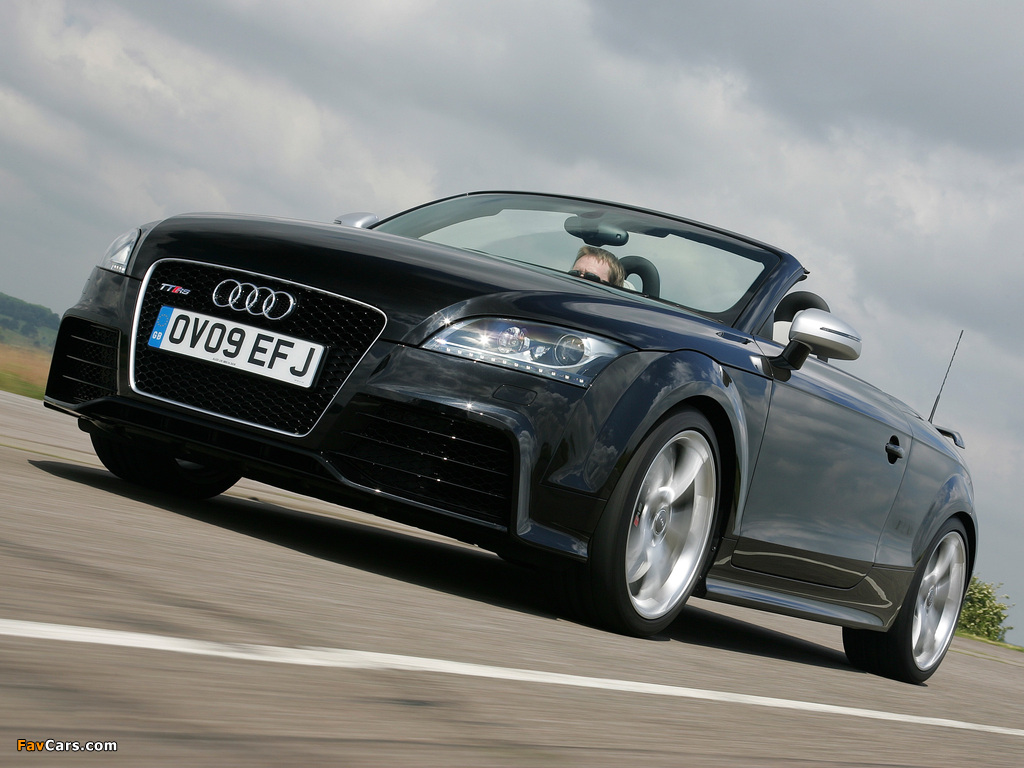 Audi TT RS Roadster UK-spec (8J) 2009 photos (1024 x 768)