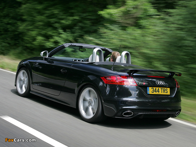 Audi TT RS Roadster UK-spec (8J) 2009 photos (640 x 480)