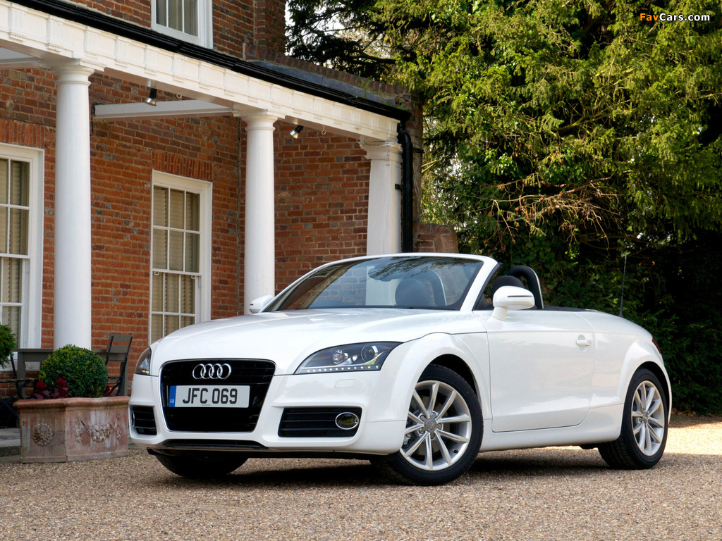 Audi TT 1.8 TFSI Roadster UK-spec (8J) 2010 images (1024 x 768)