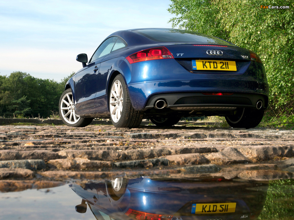 Audi TT 2.0 TFSI quattro Coupe UK-spec (8J) 2010 images (1024 x 768)