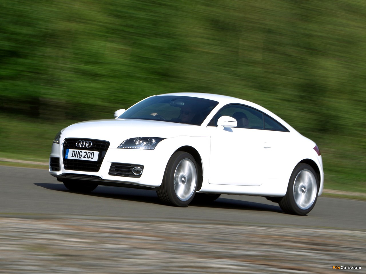 Audi TT 2.0 TFSI Coupe UK-spec (8J) 2010 photos (1280 x 960)