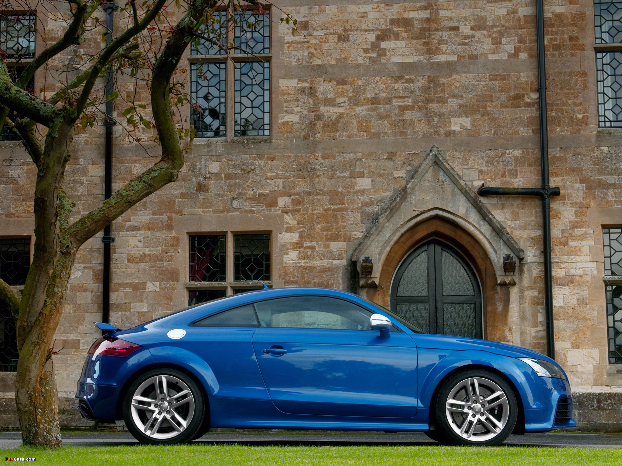 Audi TT RS plus Coupe UK-spec (8J) 2012 wallpapers (2048 x 1536)